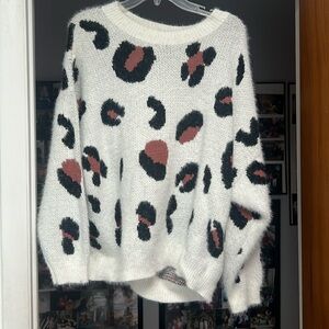 Fuzzy Leopard Print oversized Sweater